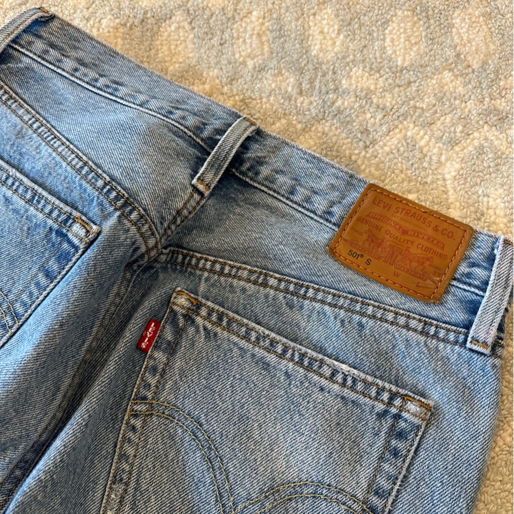 Levi’s 501 Distressed Jeans